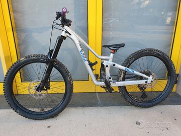 Scott Ransom 400 24 pollici full suspended