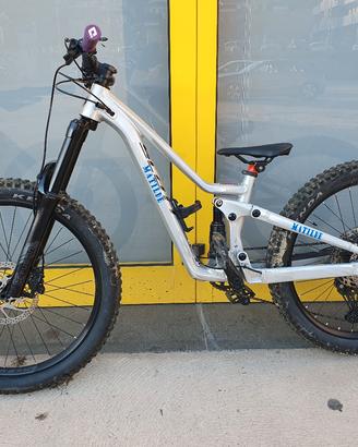 Scott Ransom 400 24 pollici full suspended