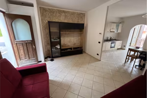 appartamento indipendente con giardino, 2 camere