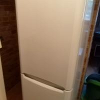 Frigo/Congelatore Total No Frost Indesit