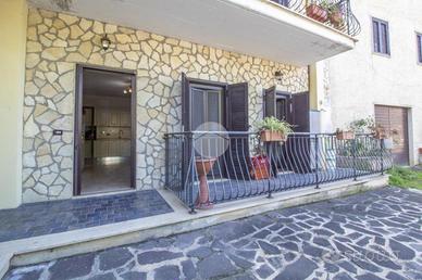 2 LOCALI A MARCELLINA