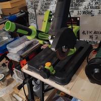 smerigliatrice angolare con supporto 