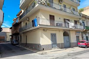 Zona chiavelli - indipendente con terrazzo
