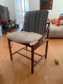 Sedia vintage anni 70‘ in legno