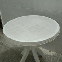 Tavolo in plastica 
