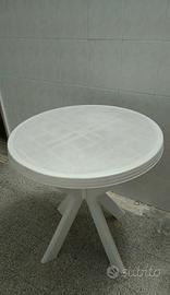 Tavolo in plastica 
