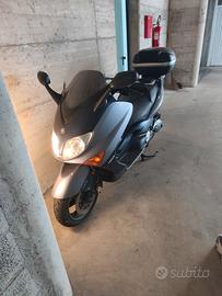 Yamaha tmax 500