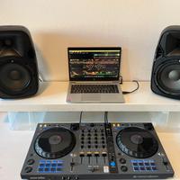 Coppia casse amplificate TK 08A