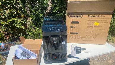 Macchina da caffè Delonghi Magnifica Evo