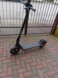 Monopattino elettrico XIAOMI 4 LITE 2nd.