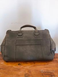 Borsa business in pelle Piquadro con tracolla
