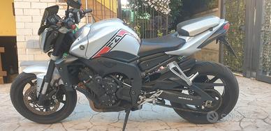 Yamaha FZ1 - 2008