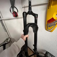 Rockshox Lyrik 29” 140mm