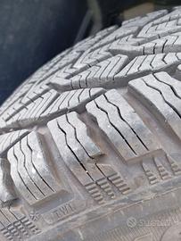 Dacia Duster - 4 Gomme Termiche 215/65 R16 102H -