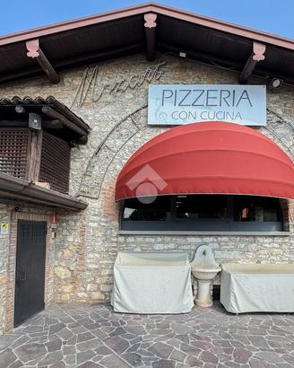 NEGOZIO A REZZATO