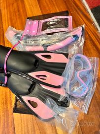 Set  da Snorkeling con porta cellulare subacqueo