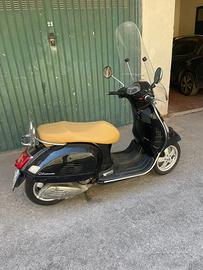 Vespa Piaggio GTS 300