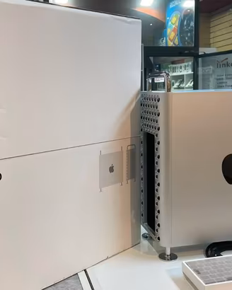 MAC PRO 2019 32GB/256GB +TASTIERA MOUSE E GARANZIA