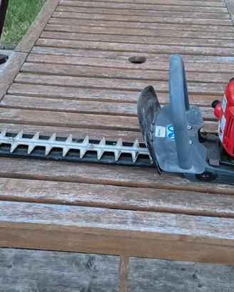 Taglia siepi  EFCO 2750 XP