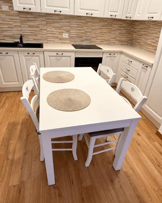 Cucina completa di elettrodomestici + tavolo