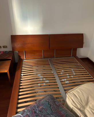 Letto matrimoniale con contenitore Flou