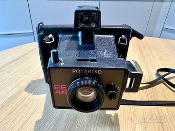 Polaroid EE44