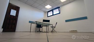 Ufficio 16mq AllInclusive Centro Comm "La Miniera"