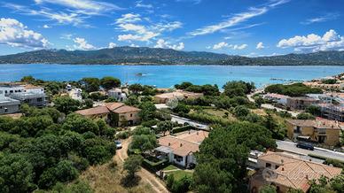 PORZIONE DI QUADRIFAMILIARE A ARZACHENA