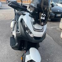 Honda X-adv