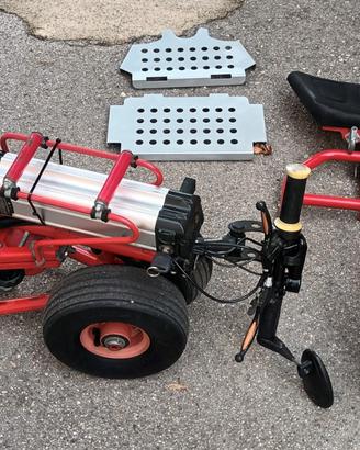 Scooter elettrico pieghevole ben tenuto