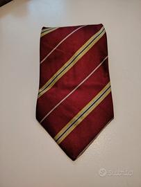 Cravatta Linea Italiana rossa regimental 