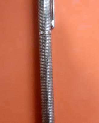 Penna Vintage Ronson