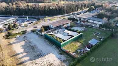 CAPANNONE A LONATO DEL GARDA