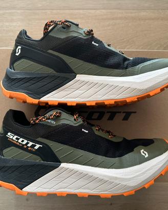 Scott Kinabalu numero 40