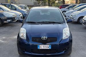 Toyota Yaris 1.0 5 porte Sol