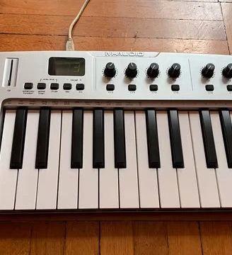 Tastiera usb midi M-audio O2