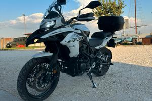 Benelli TRK 502 x