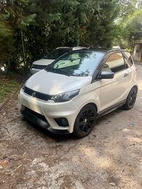 aixam GTO bianco e nero - agosto  2017  km 23239