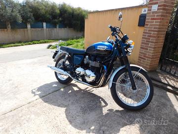 Triumph Bonneville - 2016