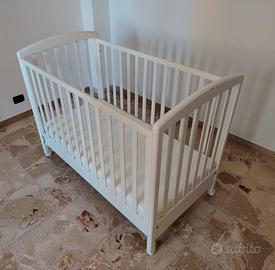 Lettino in legno