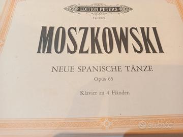 Pianista per suonare a 4 mani