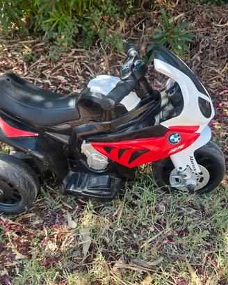 moto elettrica bimbo BMW triciclo a batteria