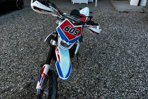 Moto motard 50cc