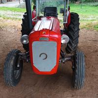 Trattore massey ferguson