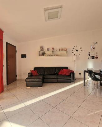 Ampio trilocale con veranda