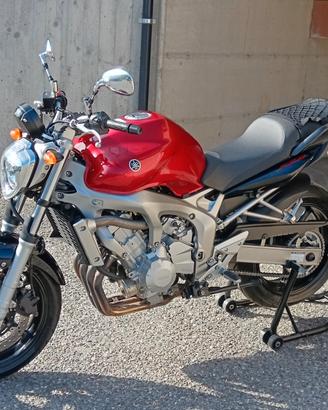 Yamaha FZ6 