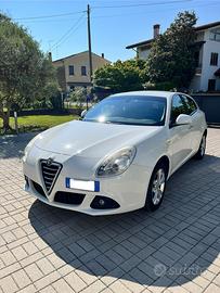 ALFA ROMEO GIULIETTA 2.0 – 2012 – 178.000 KM