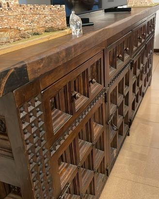credenza stile spagnolo dimensioni 2,80x45x1,00
