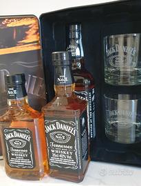 Lotto Jack Daniel's Gift Set + 2 Bottiglie UK