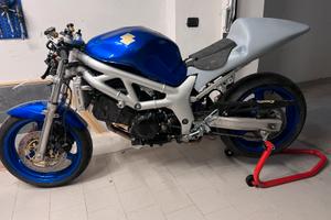 Suzuki SV 650 pista/strada